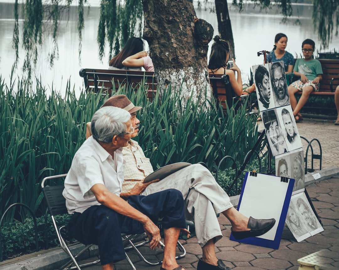 elderly people sharing stories